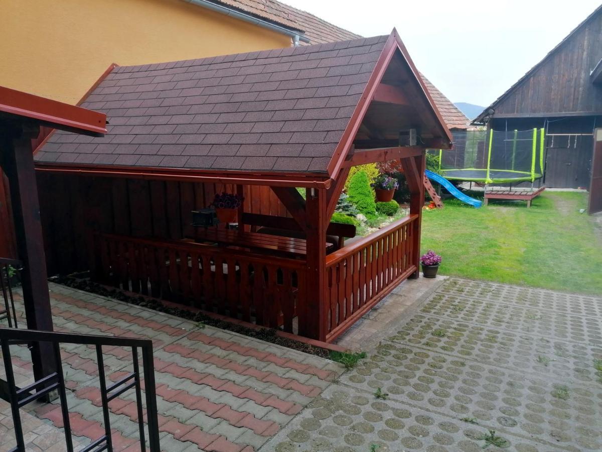 Apartman Trstinka Trstene Bagian luar foto